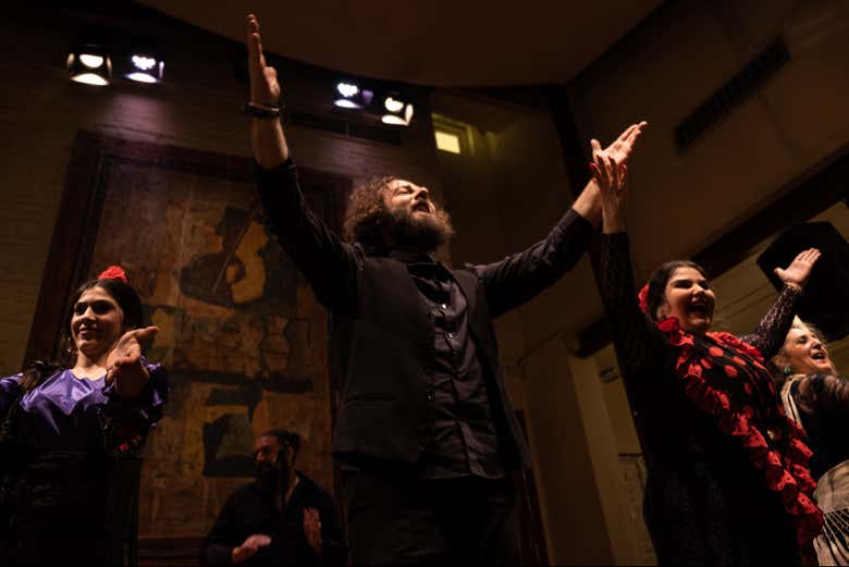 Artistas durante o espetáculo 